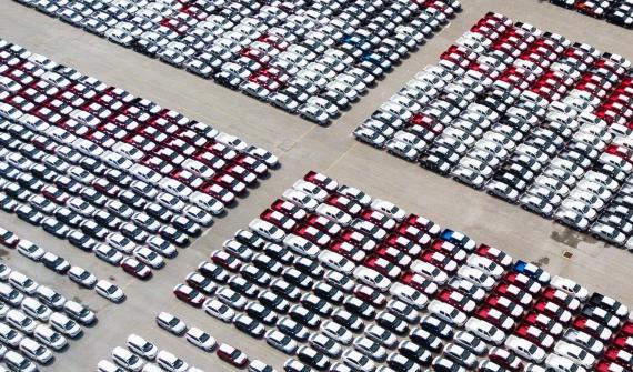 How GM manages global supply chain risk