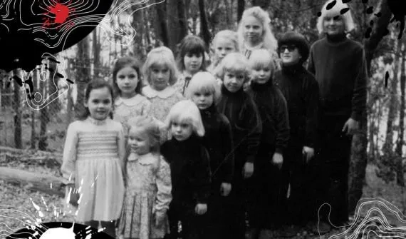 The Cartography of Cults