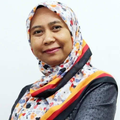 Shahdaryani Binti Abd Talib is the Head of Database Warehousing at PLUS Malaysia, strategising leading-edge geospatial initiatives for highway asset management